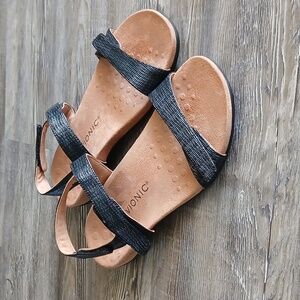 Vionic Farra II Strappy Sling Back Velcro Adjustable Flat Sandal Black Ladies 10